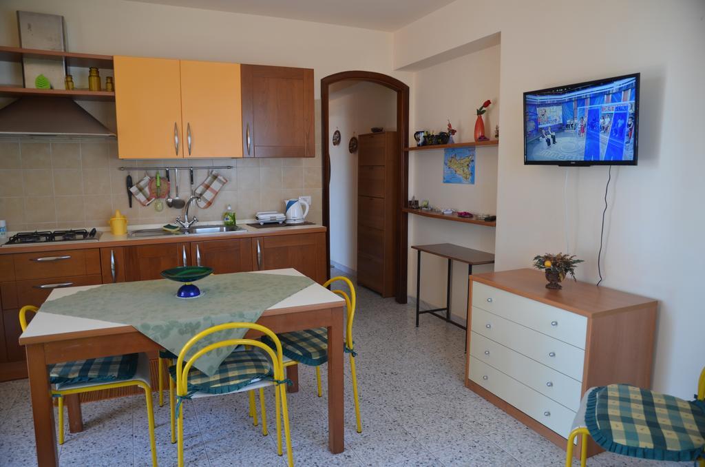 Casa Susanna Fondachello  Εξωτερικό φωτογραφία